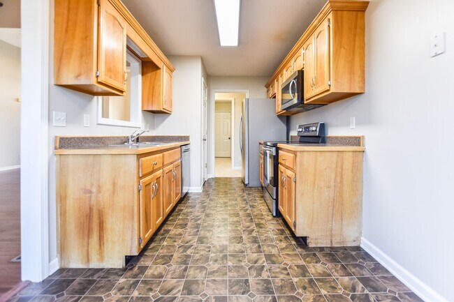 Building Photo - 3886 Stella Dr