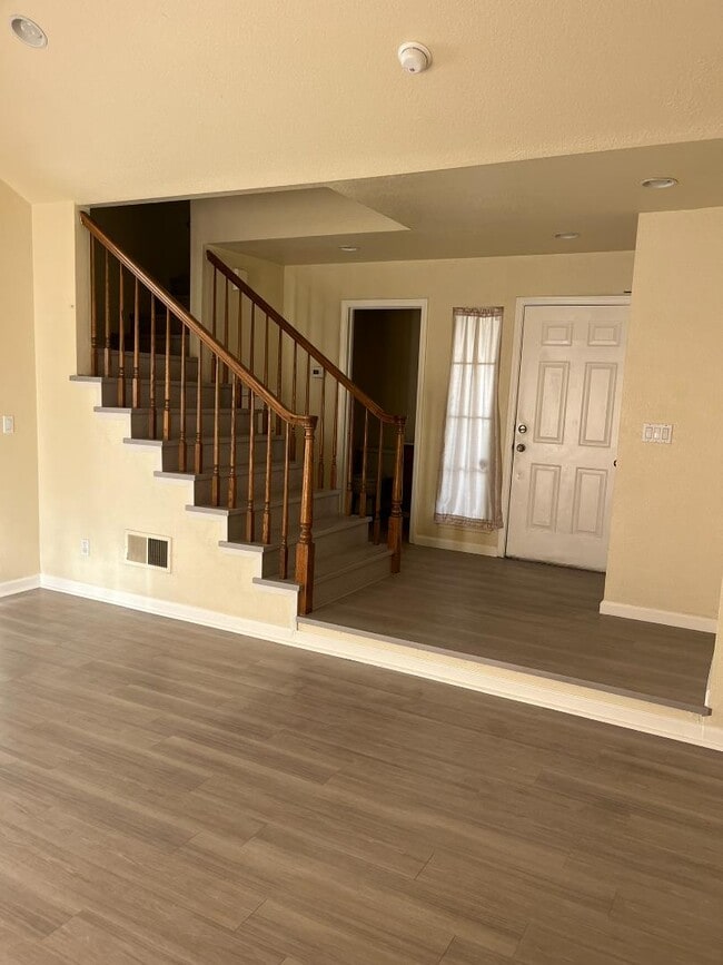 Building Photo - 7651 Church St