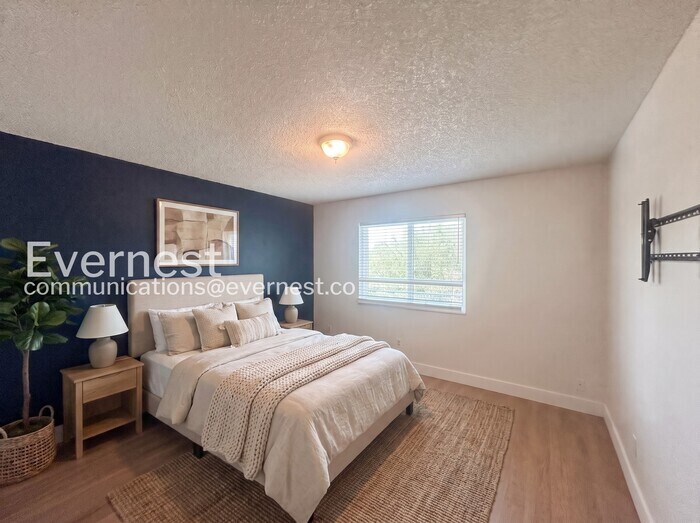 Building Photo - 6980 Goldfield Dr