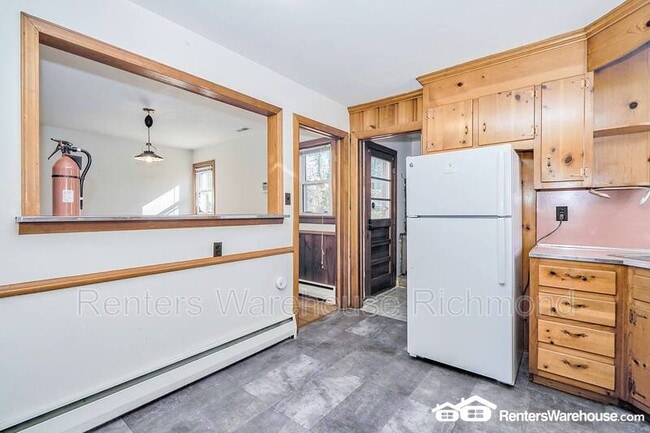 Building Photo - 5517 Flower Ave