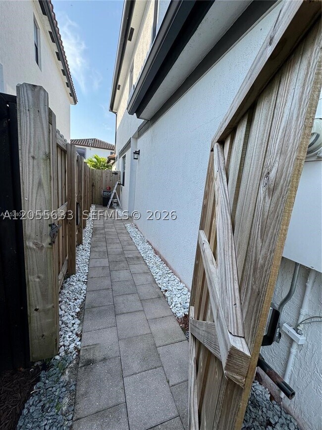 Building Photo - 11762 SW 253rd St