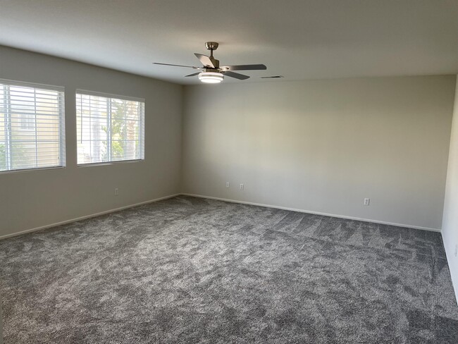 Building Photo - 1167 Innisfree Ct