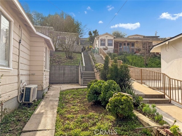 Building Photo - 420 W Graves Ave