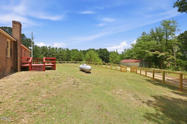 Building Photo - 763 Tingen Rd