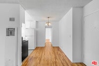 Building Photo - 1627 S Bundy Dr