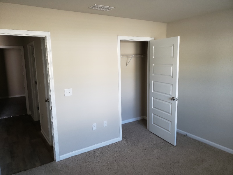 Building Photo - 18300 Lewis Smith Dr