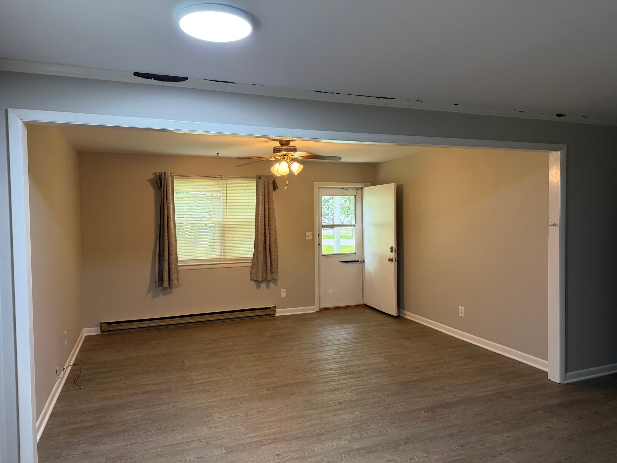 Building Photo - 105 Knox Ct