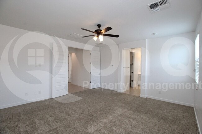 Building Photo - 16396 W Questa Dr