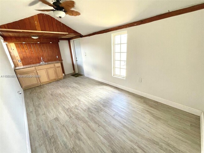 Building Photo - 7150 Coolidge St