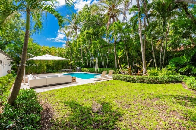 Building Photo - 1029 Mariposa Ave