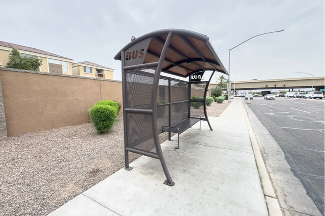 Building Photo - 2Bed/1Bath House at AZ-202/24th St! Ready for Immediate Move-In! -- NO HOA! RV PARKING!