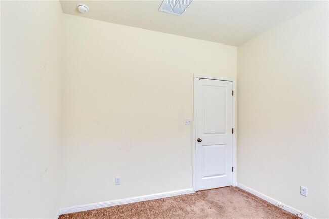 Building Photo - 12436 Woodcock Wy
