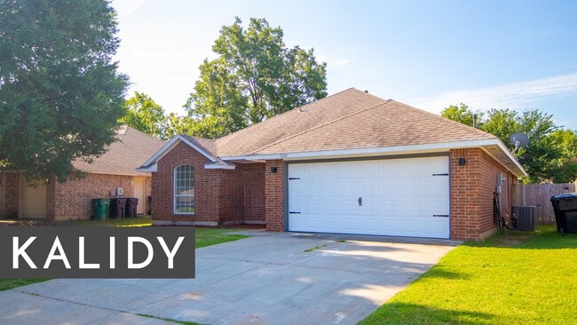 Building Photo - 5004 SE 52nd St