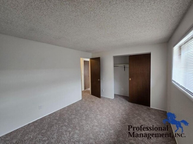 Building Photo - 2 bedroom in Billings MT 59102