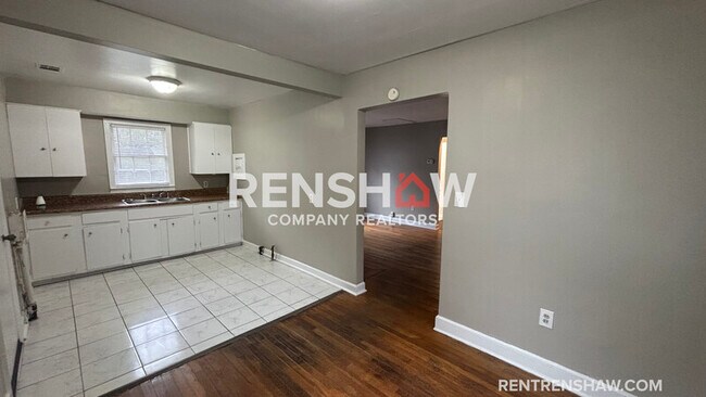 Building Photo - 899 Chatwood St