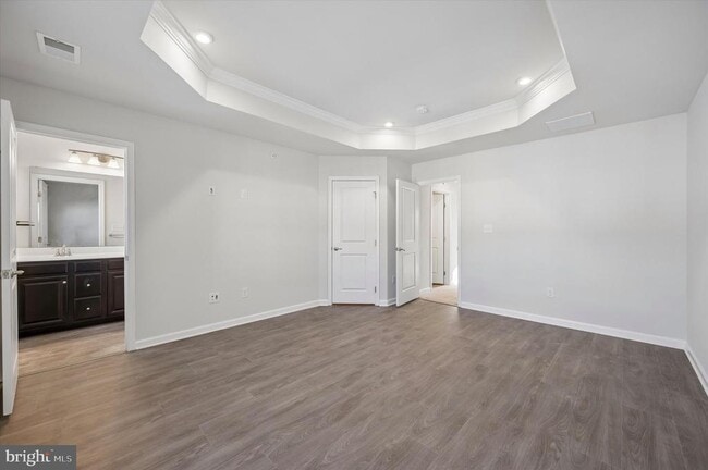 Building Photo - 214 Bamboo Dr