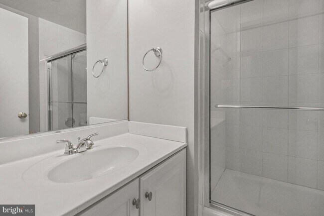 Building Photo - 11733 Ambleside Dr