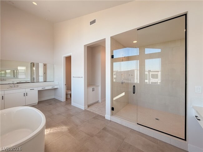 Building Photo - 10761 Canyon Bloom Dr