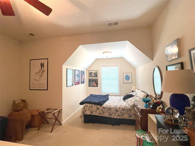 Building Photo - 8449 Loxton Cir
