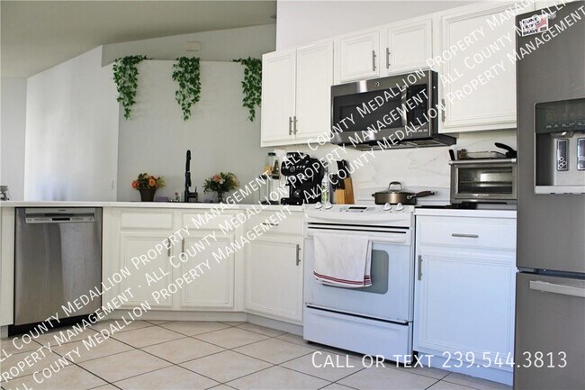 Building Photo - 11620 Navarro Way