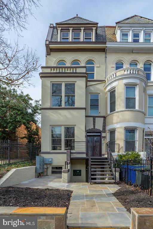 Building Photo - 2812 13th St NW