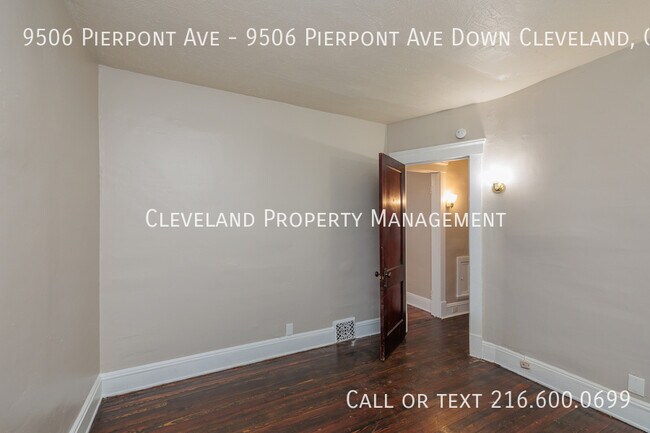 Building Photo - Charming Cleveland Duplex