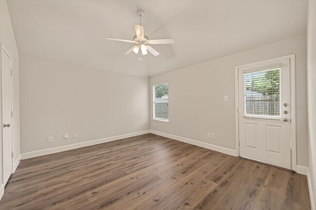 Building Photo - 6739 Windy River Ln
