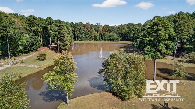 Building Photo - Beautiful Home in Beaver Creek