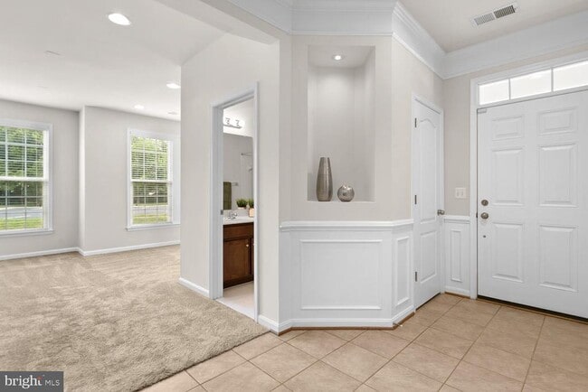 Building Photo - 22664 Amberjack Square