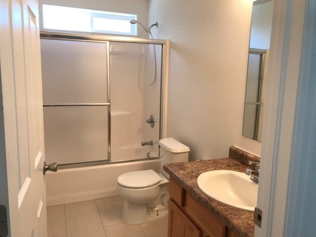 Building Photo - 3 Bedroom townhome