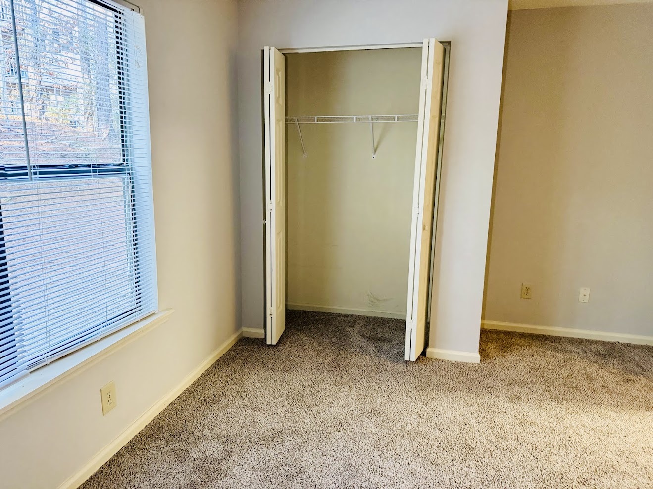 Bedroom Closet - 600 Audubon Lake Dr