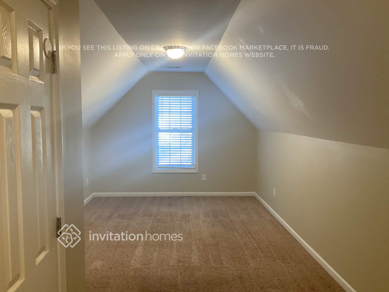 Building Photo - 3650 Deer Trail NW