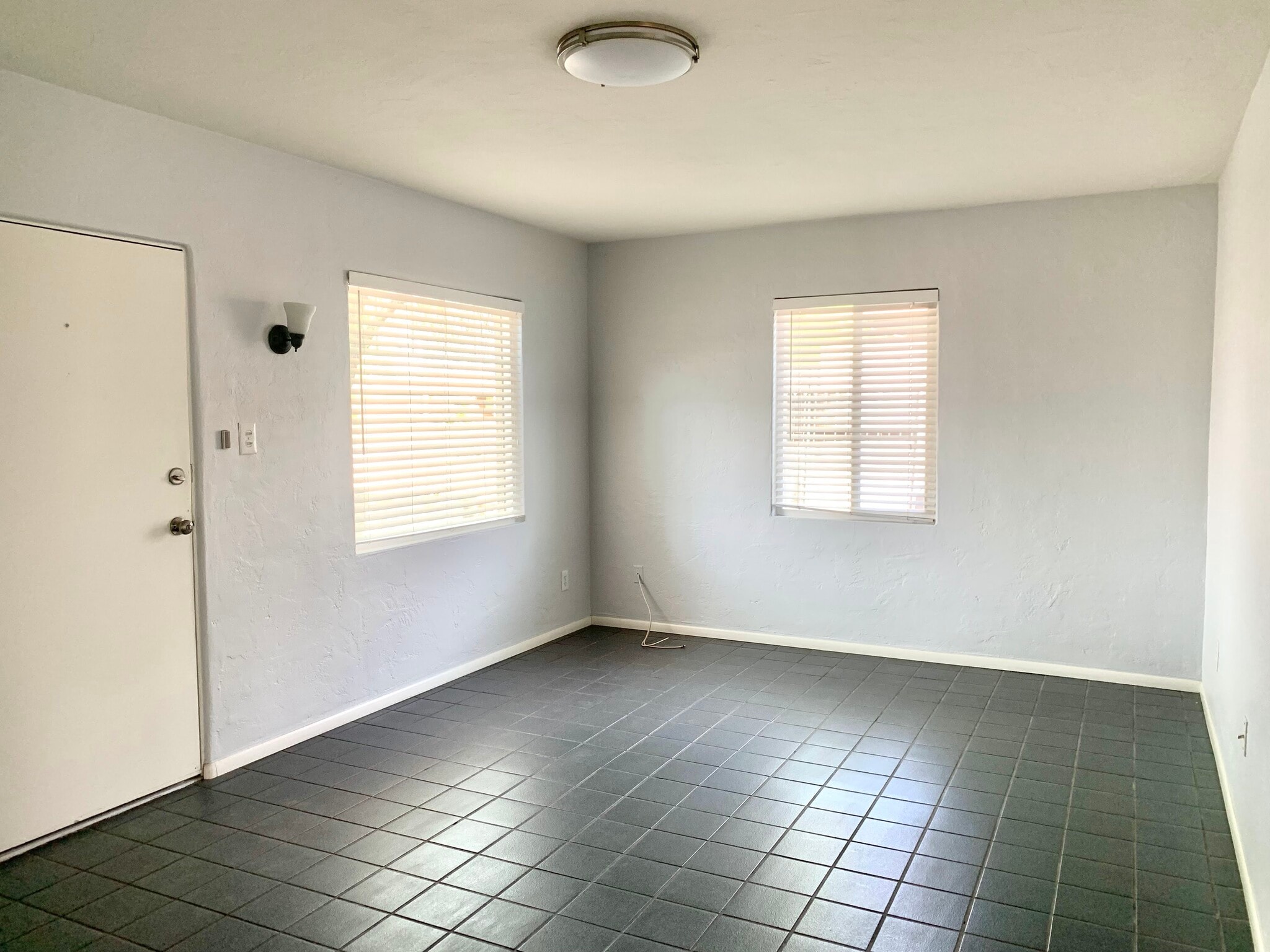 Living Room - 1637 East Coronado Road