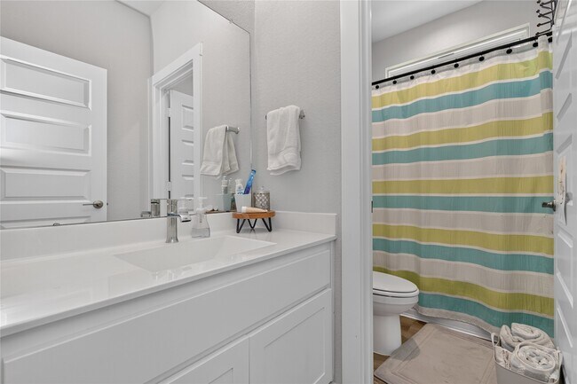 Building Photo - 3522 Gore Creek Dr