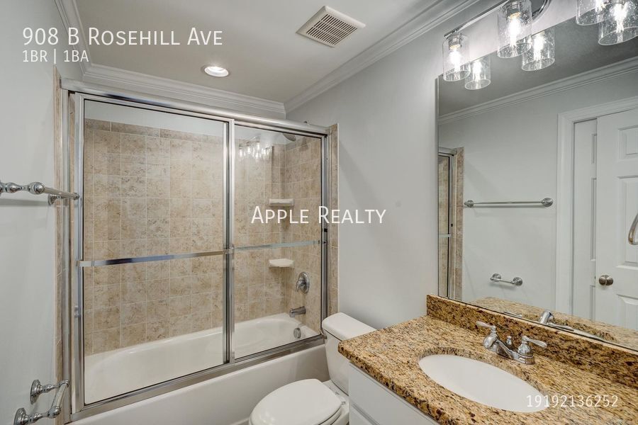 Building Photo - 908 Rosehill Ave