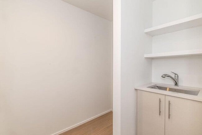 Building Photo - 1185 Harmony Ct