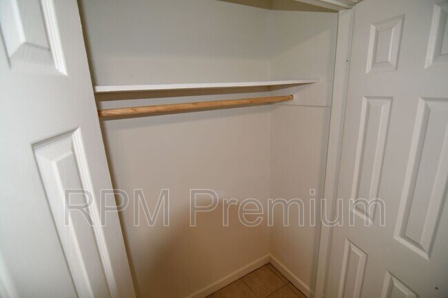 Building Photo - 11965 Troy St