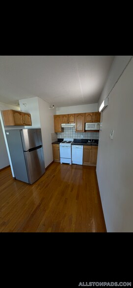 Building Photo - 1110 Commonwealth Ave