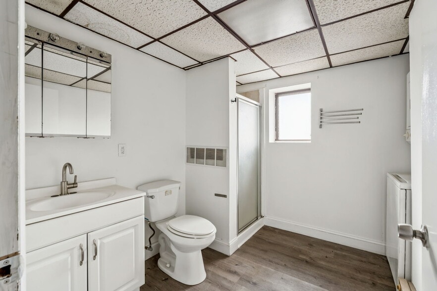 Building Photo - 2900 Almond St