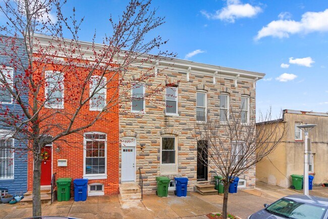 Building Photo - 226 N Collington Ave