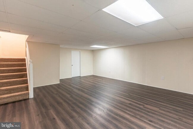 Building Photo - 308 Wayne Ct