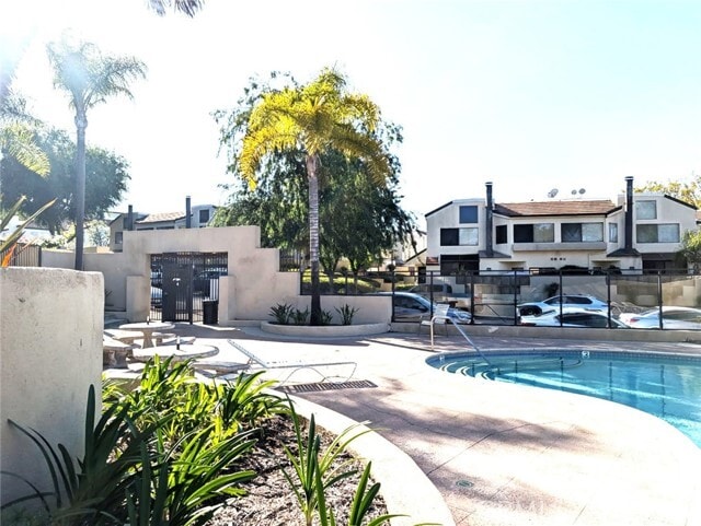 Building Photo - 13096 Le Parc Blvd