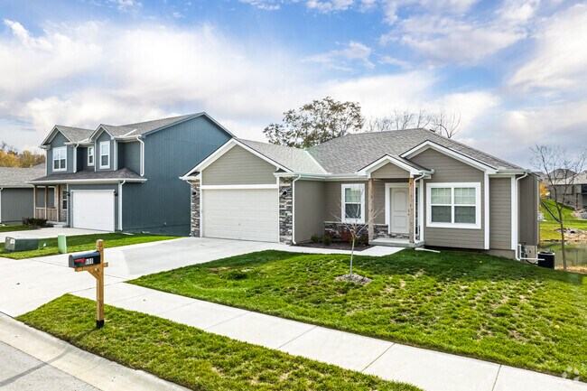 Building Photo - Tall Grass Luxury Rental Homes