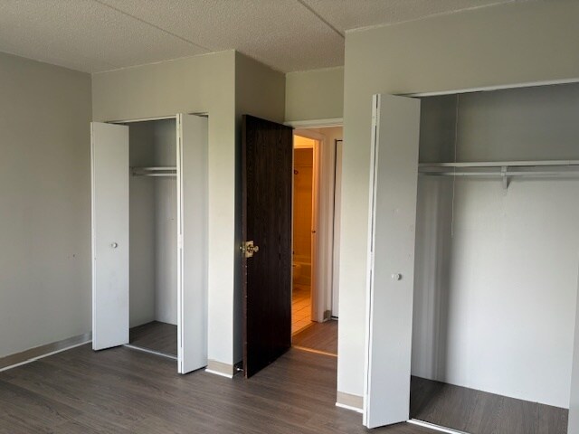 Building Photo - 240 Springhill Dr