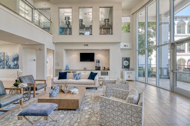 Building Photo - 3300 Cummins St