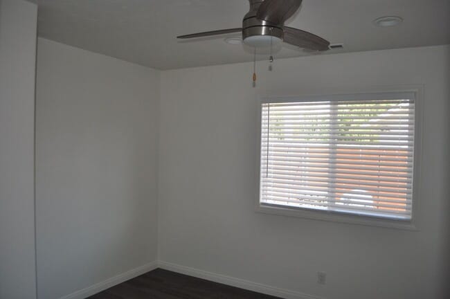 Building Photo - 4BR/2BA Single Family Poway Home “Single L...