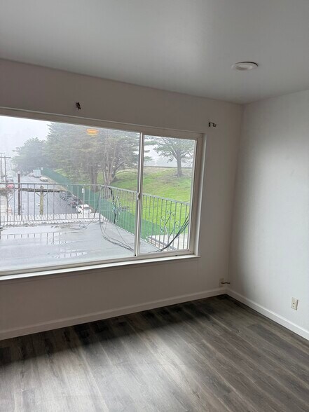 Building Photo - 750 Bacon St