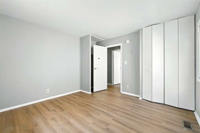 Building Photo - 3 bedroom home!