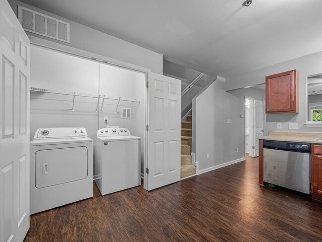 Building Photo - Welcome to Acorn Forest!