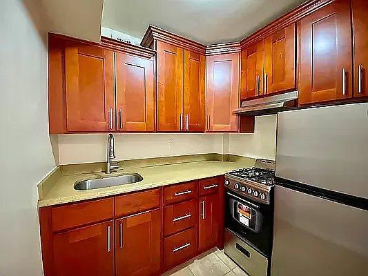 Building Photo - 0 bedroom in Bronx NY 10463